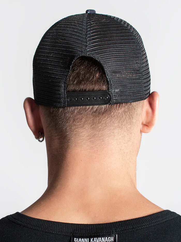 Gorra Negra Mania